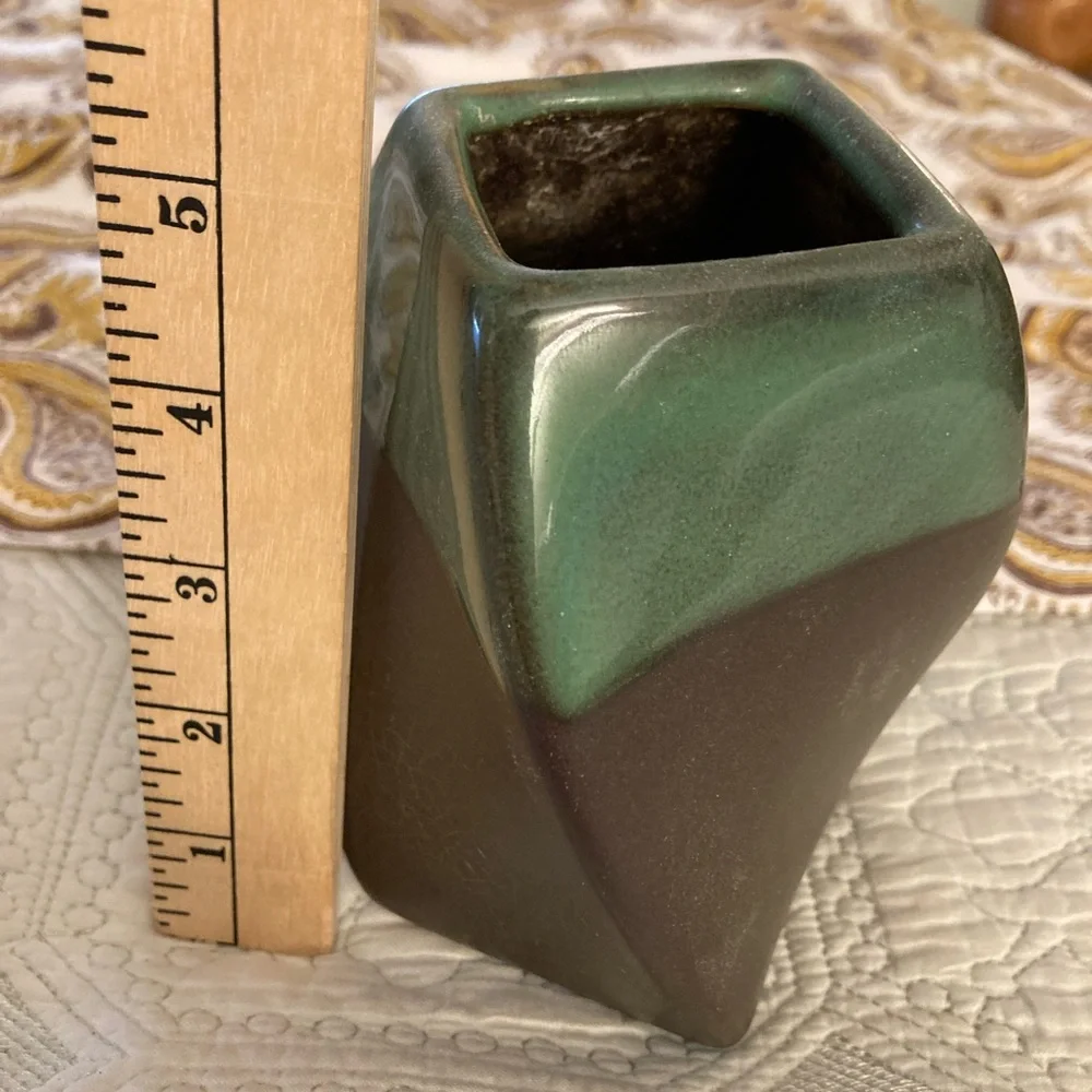 Vintage Twist Vase Green/Brown Was at My Grandparents Home Since I Can Remember!
